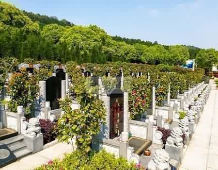 土家族历史上的丧葬活动与丧葬绘画